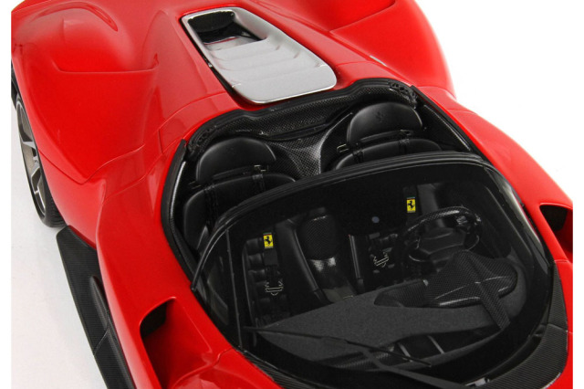 Ferrari Daytona SP3 BBR製 1/18 ロッソコルサ BBR 1:18 Ferrari Daytona SP3 Serie Icona - Carbon roof - Red