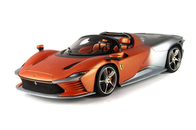 お取り寄せ商品】 BBR P18214STV 1/18 Ferrari Daytona SP3 Icona