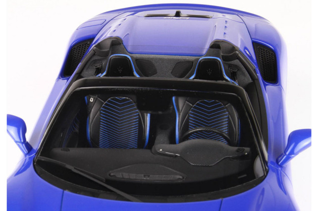 お取り寄せ商品】 BBR P18222DV 1/18 Maserati MC20 CIELO Blu