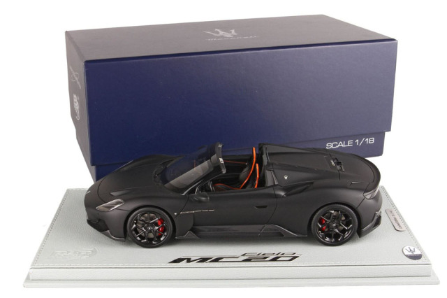 ミニカー　1/18 Maserati MC20 CIELO(マットブラック)ケース付 [P18222MBV] BBR P18222MBV 1/18 Maserati MC20 CIELO Matt Black Limited