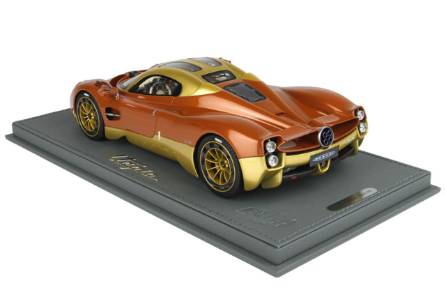 お取り寄せ商品】 BBR P18223E1V 1/18 Pagani Utopia M208 Blue