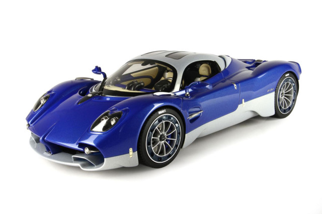 新発売 BBR 1/18 パガーニ ウアイラ Codalunga ミニカー 新しいスタイル Codalunga ウアイラ パガーニ 1/18 BBR 新発売