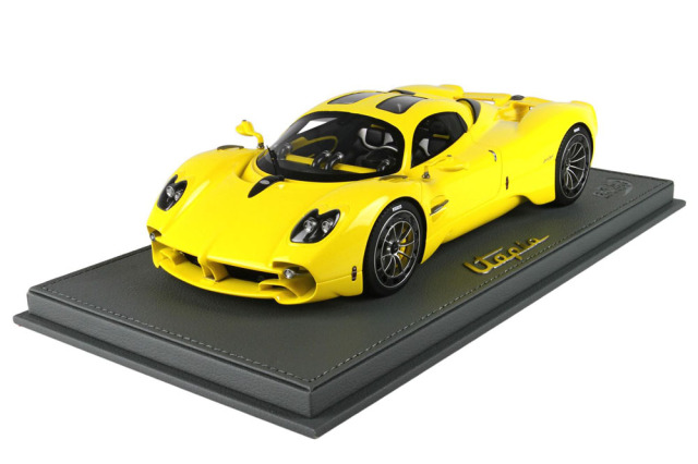 BBR P18223FV 1/18 Pagani Utopia Yellow Limited 44pcs（ケース付）