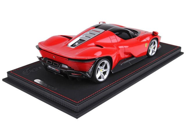 BBR P18224AC1 1/18 Ferrari Daytona SP3 Serie Icona Rosso