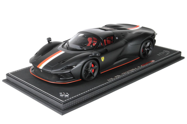 BBR P18224CLV 1/18 Ferrari Daytona SP3 Serie Icona C.Leclerc -Closed Roof version Limited 146pcs （ケース付）
