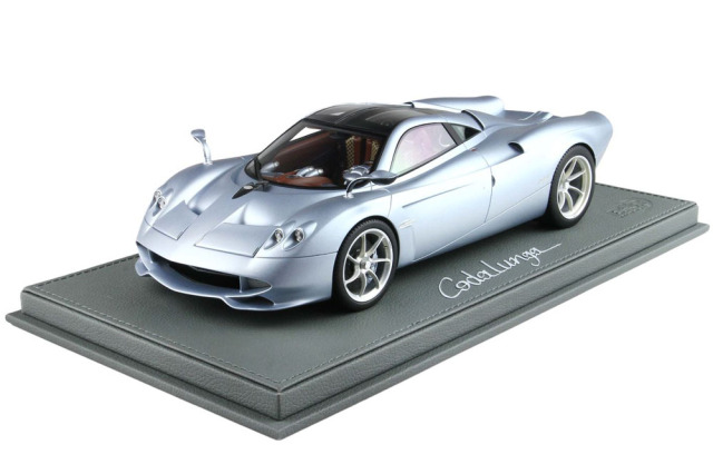 ** 予約商品 ** BBR P18228AV 1/18 Pagani Huayra Codalunga Azzurro Sardegna Matt Limited 200pcs（ケース付）