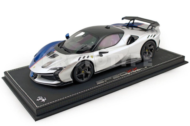 ** 予約商品 ** BBR P18237TM1V 1/18 Ferrari SF90 XX Stradale Argento Nurburgring / Blue Nart Metallic Limited 48pcs（ケース付）