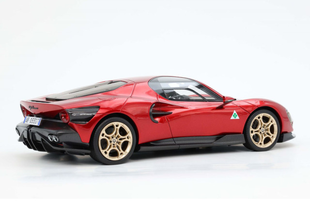 BBR P18241V 1/18 Alfa Romeo 33 Stradale Launch Edition Red