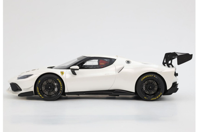 BBR P18242C1V 1/18 Ferrari 296 Challenge Bianco Fuji / Black