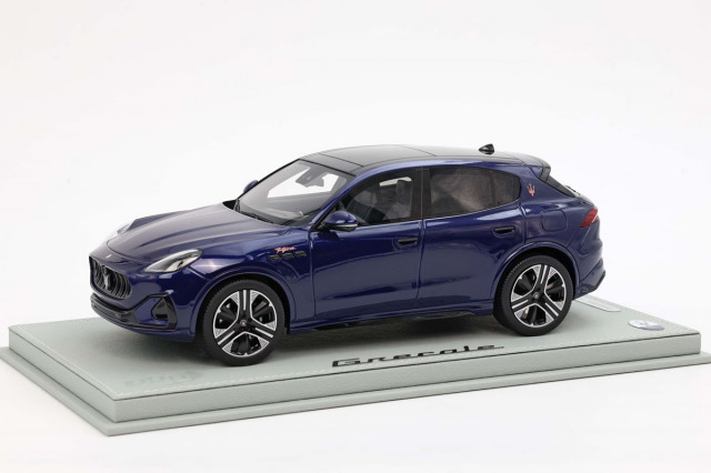 【お取り寄せ商品】 BBR P18243BV 1/18 Maserati Grecale Folgore 2022 Blu Intenso（ケース付）