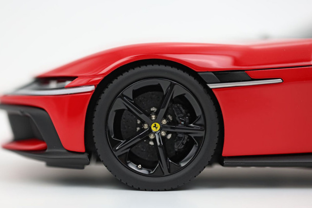 BBR P18248AV 1/18 Ferrari 12 Cilindri Coupe Rosso Corsa Limited