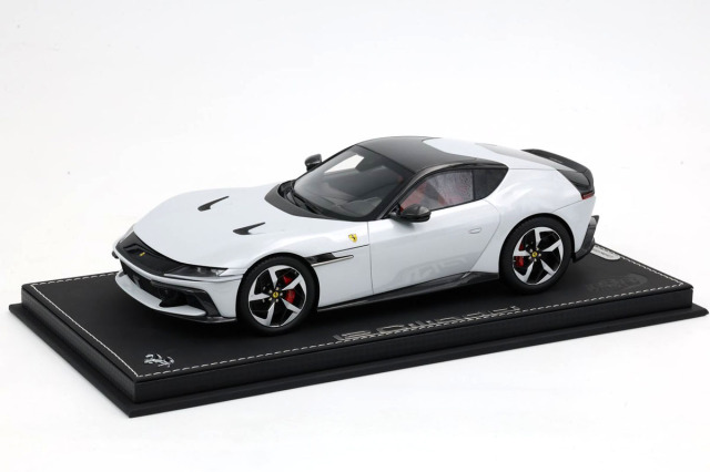 ** 予約商品 ** BBR P18248BV 1/18 Ferrari 12 Cilindri Coupe Bianco Artico Limited 48pcs （ケース付）