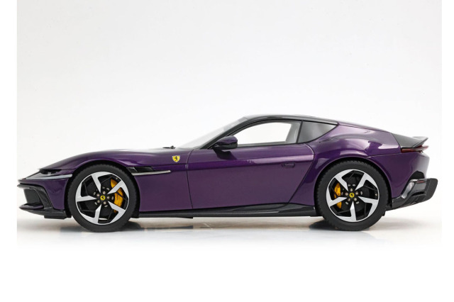 予約商品 ** BBR P18248HKV 1/18 Ferrari 12 Cilindri Coupe Viola