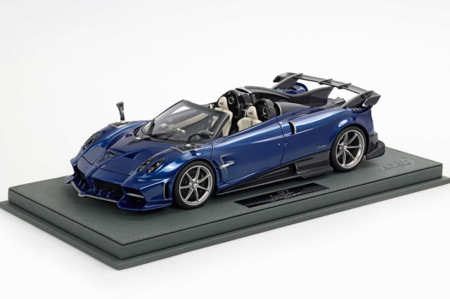 ** 予約商品 ** BBR P18250BV 1/18 Pagani Imola Roadster Dark Blue （ケース付）