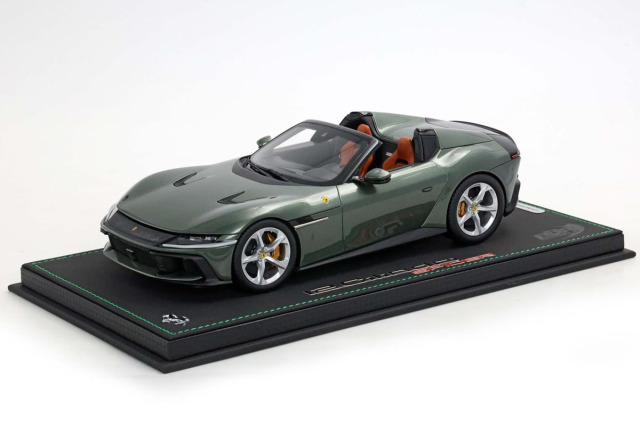 ** 予約商品 ** BBR P18251E1V 1/18 Ferrari 12 Cilindri Spider Tuscany Green - Matt Black details Limited 24pcs （ケース付）