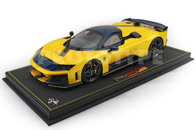 ** 予約商品 ** BBR P18253B3V 1/18 Ferrari F80 Giallo Tristrato - Carbon Blue details - Black Carbon wheels（ケース付）