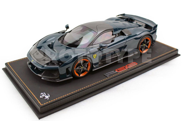 ** 予約商品 ** BBR P18253NV 1/18 Ferrari F80 Full Carbon Blue Limited 200pcs（ケース付）