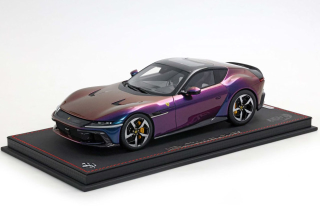 ** 予約商品 ** BBR P18254CHA 1/18 Ferrari 12Cilindri Panoramic roof - Chamaleon / Yellow Brakes Limited 48pcs （ケース付）
