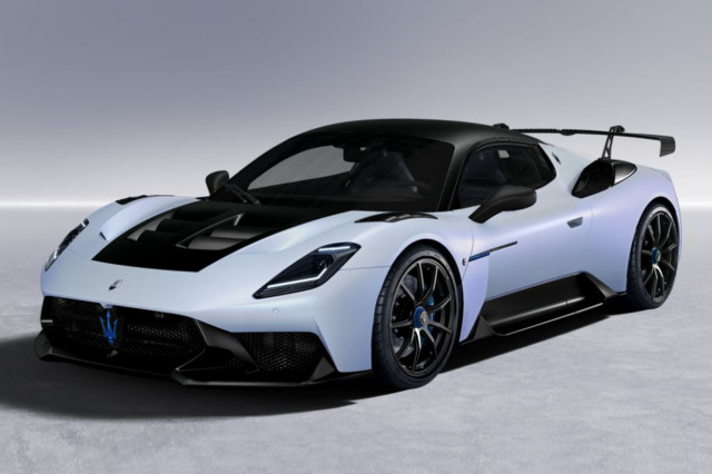 ** 予約商品 ** BBR P18255AV 1/18 Maserati GT2 Stradale Bianco Audace Matt （ケース付）