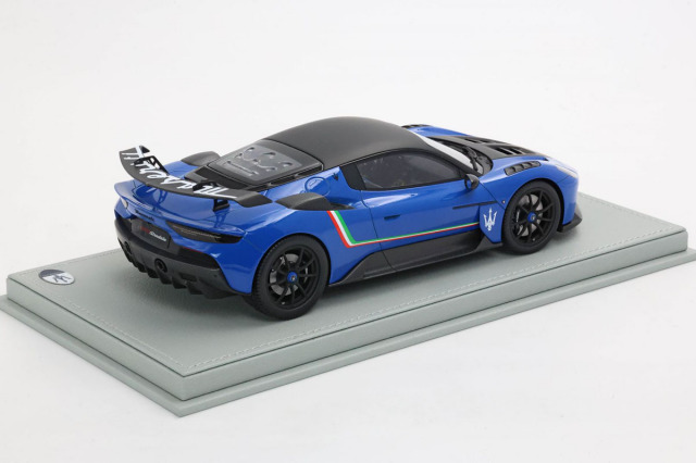 予約商品 ** BBR P18255CV 1/18 Maserati GT2 Stradale Blu Infinito