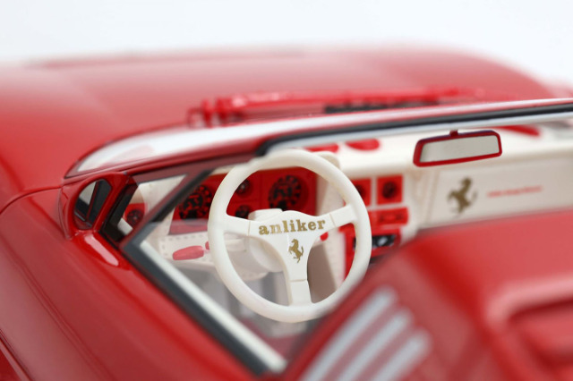 予約商品 ** BBR P18256AV 1/18 Ferrari 512 BB Targa Anliker 1984
