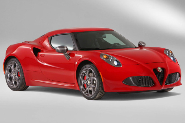 ** 予約商品 ** BBR P18259BV 1/18 Alfa Romeo 4C Rosso Alfa （ケース付）
