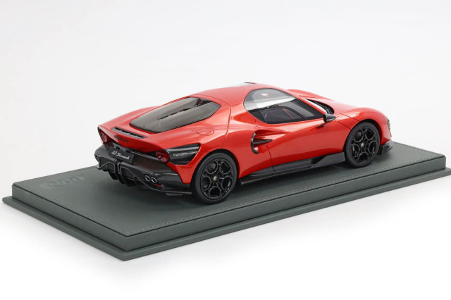 予約商品 ** BBR P18264CV 1/18 Alfa Romeo 33 Stradale Arancione