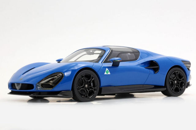 予約商品 ** BBR P18264FV 1/18 Alfa Romeo 33 Stradale Blu Reale
