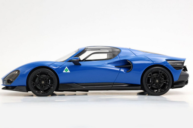 予約商品 ** BBR P18264FV 1/18 Alfa Romeo 33 Stradale Blu Reale