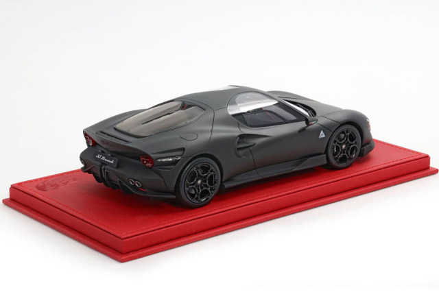予約商品 ** BBR P18264GV 1/18 Alfa Romeo 33 Stradale Matt Carbon