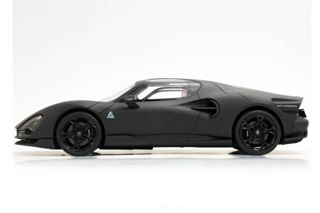 予約商品 ** BBR P18264GV 1/18 Alfa Romeo 33 Stradale Matt Carbon