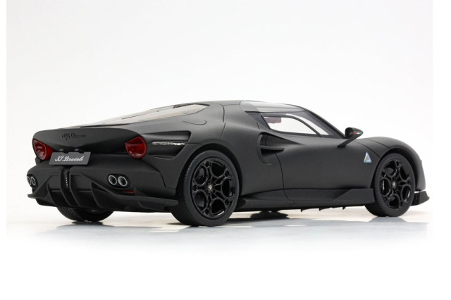 予約商品 ** BBR P18264GV 1/18 Alfa Romeo 33 Stradale Matt Carbon