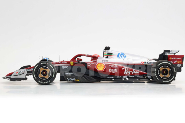 予約商品 ** BBR P18267D16DIE 1/18 Ferrari SF-25 Monza livery - 50