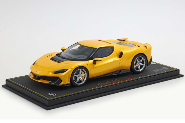 1/18 BBR フェラーリ296GTS 1/18 BBR Ferrari 296 GTS (Matterhorn White with Silver Wheels