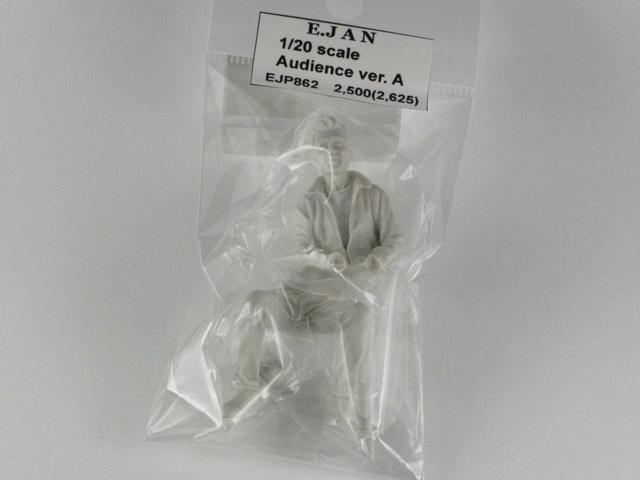 E-JAN P862 1/20 Audience Figure ver.A