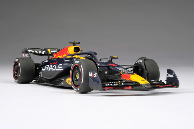 【お取り寄せ商品】  Amalgam M6271 1/18 Oracle Red Bull Racing RB19 2023