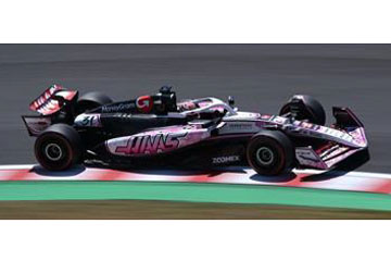 ** 予約商品 ** SPARK S9592 1/43 Haas VF-25 Japanese GP 2025 No.31 Esteban Ocon