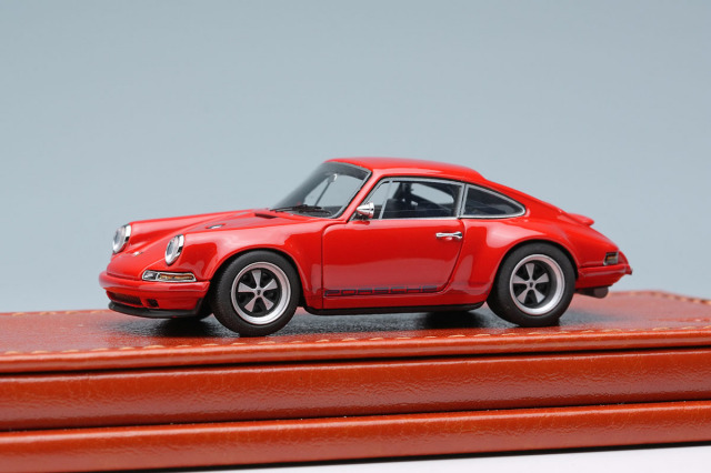 ** 予約商品 ** Titan64 TM001O 1/64 Singer 911(964) Coupe Guards Red Limited 400pcs
