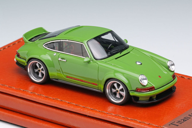 タイタン64 TM004B 1/64 シンガー DLS グリーン (限定400台)