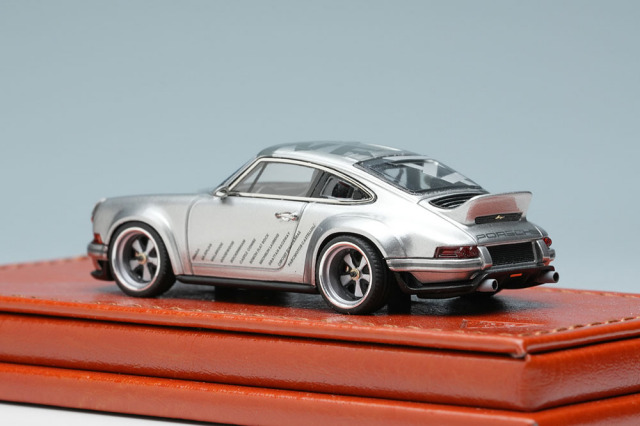 タイタン64 TM004D 1/64 シンガー DLS グッドウッド