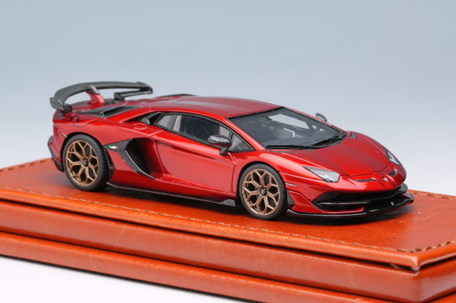 タイタン64 TM007C 1/64 ランボルギーニ アヴェンタドール SVJ 2018