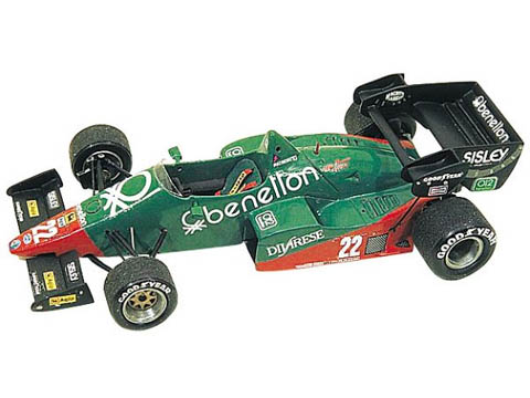TAMEO kit TMK012 Alfa Romeo T184 Italia GP 1984