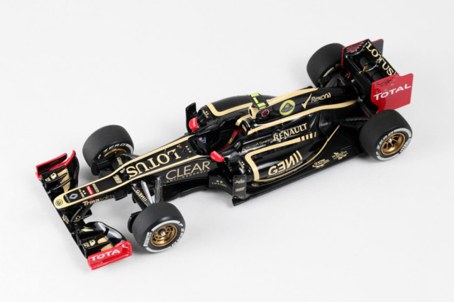 TAMEO kit TMK406 Lotus Renault E20 Barhain GP 2012