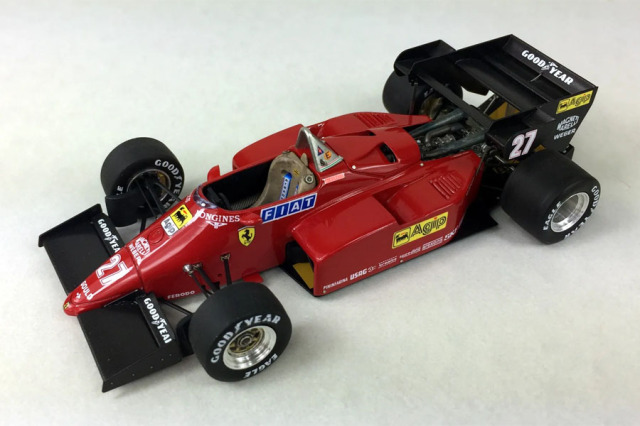 カスタム品 1/18 GP replicas フェラーリ 126C4M 1984 Ferrari - カスタム品 1/18 GP replicas フェラーリ 126C4M 1984