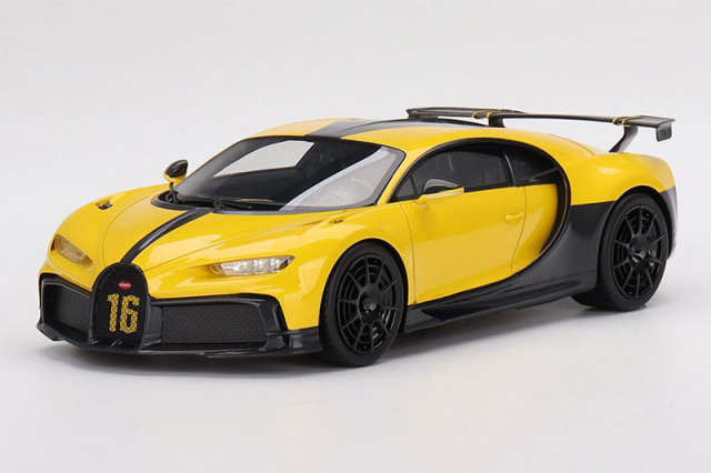 【お取り寄せ商品】 TOP SPEED TS0388 1/18 Bugatti Chiron Pur Sport Yellow