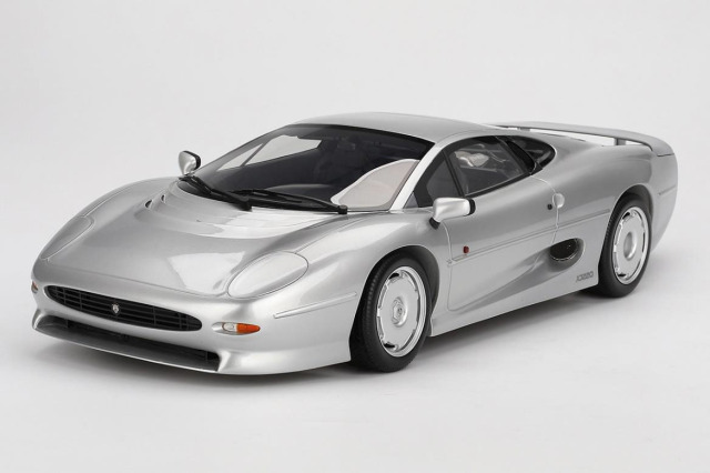 TSM Model TSM120015 1/12 Jaguar XJ220 Silver