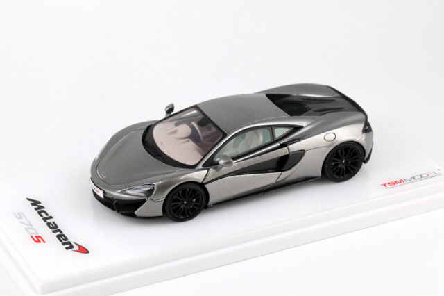 True Scale 1:43 McLaren 570S LHD red TSM154371 model car