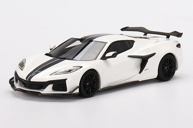 【お取り寄せ商品】 TSM Model TSM430669 1/43 Chevrolet Corvette Z06 2023 Arctic White