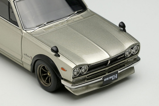 1/43スカイライン2000GT-R 1971with Chin spoiler Nissan Skyline 2000 GT-R (KPGC10) 1971 with Chin spoiler (RS