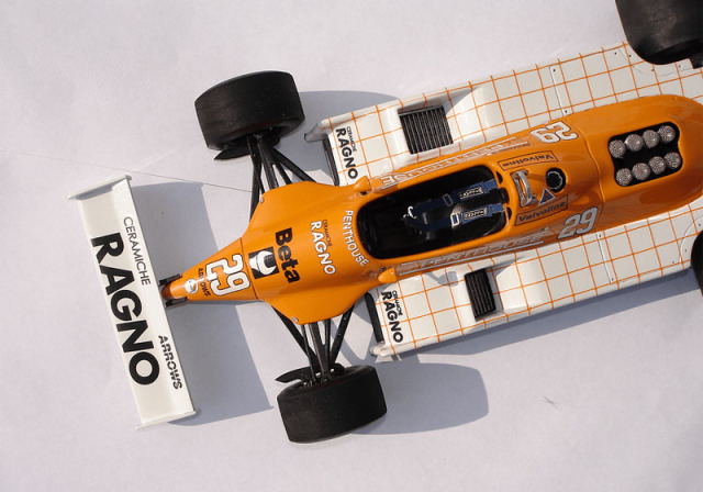 お取り寄せ商品】 WOLF Models GP20013 1/20 アロウズ A3 Long